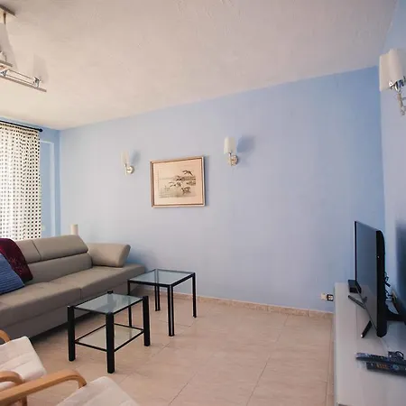 Villas Calle Nivaria * カジャオ・サルバヘ